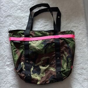 Andi New York Green and Pink Camouflage Tote Bag with Sporty Design